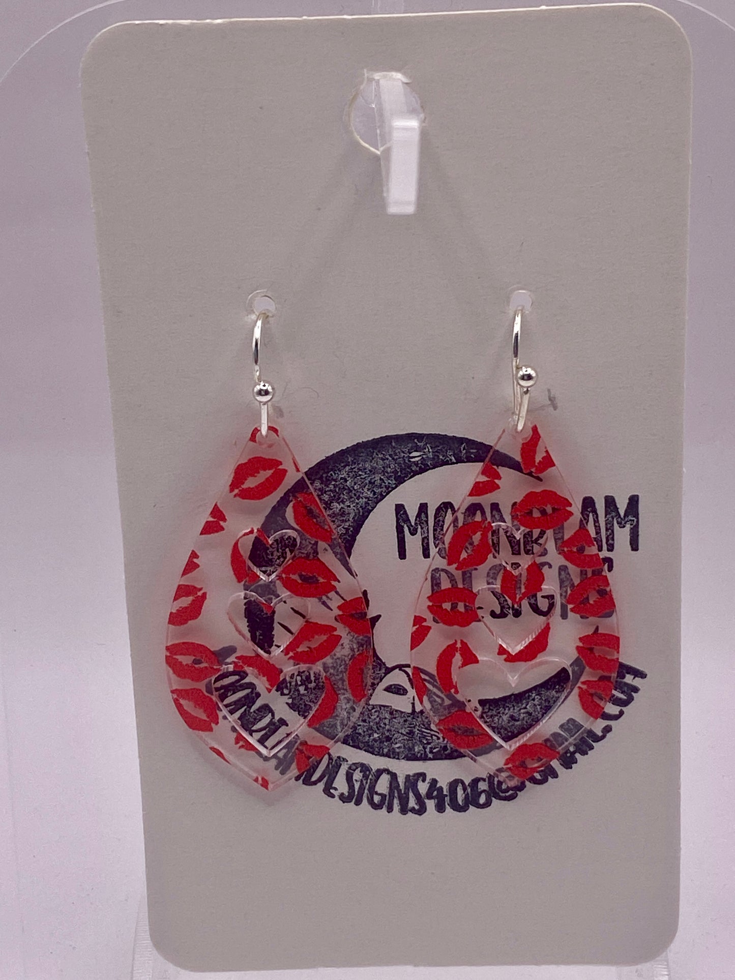 Smooches earrings