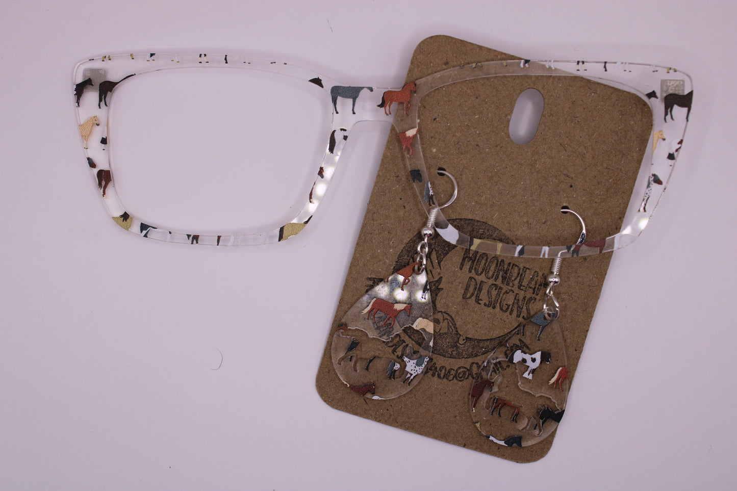 Horse Topper with earrings (clear)
