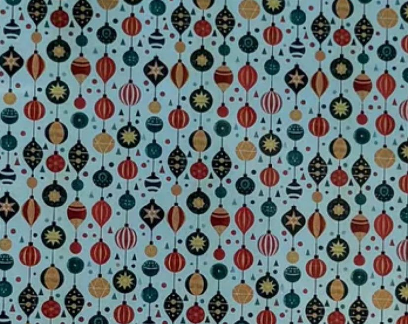 Vintage ornaments topper with earrings