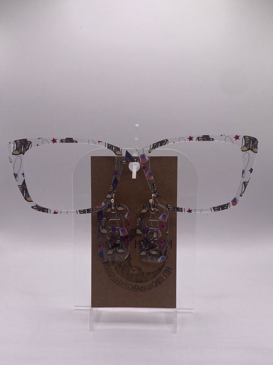 Boots & tags Topper With Earrings (clear)