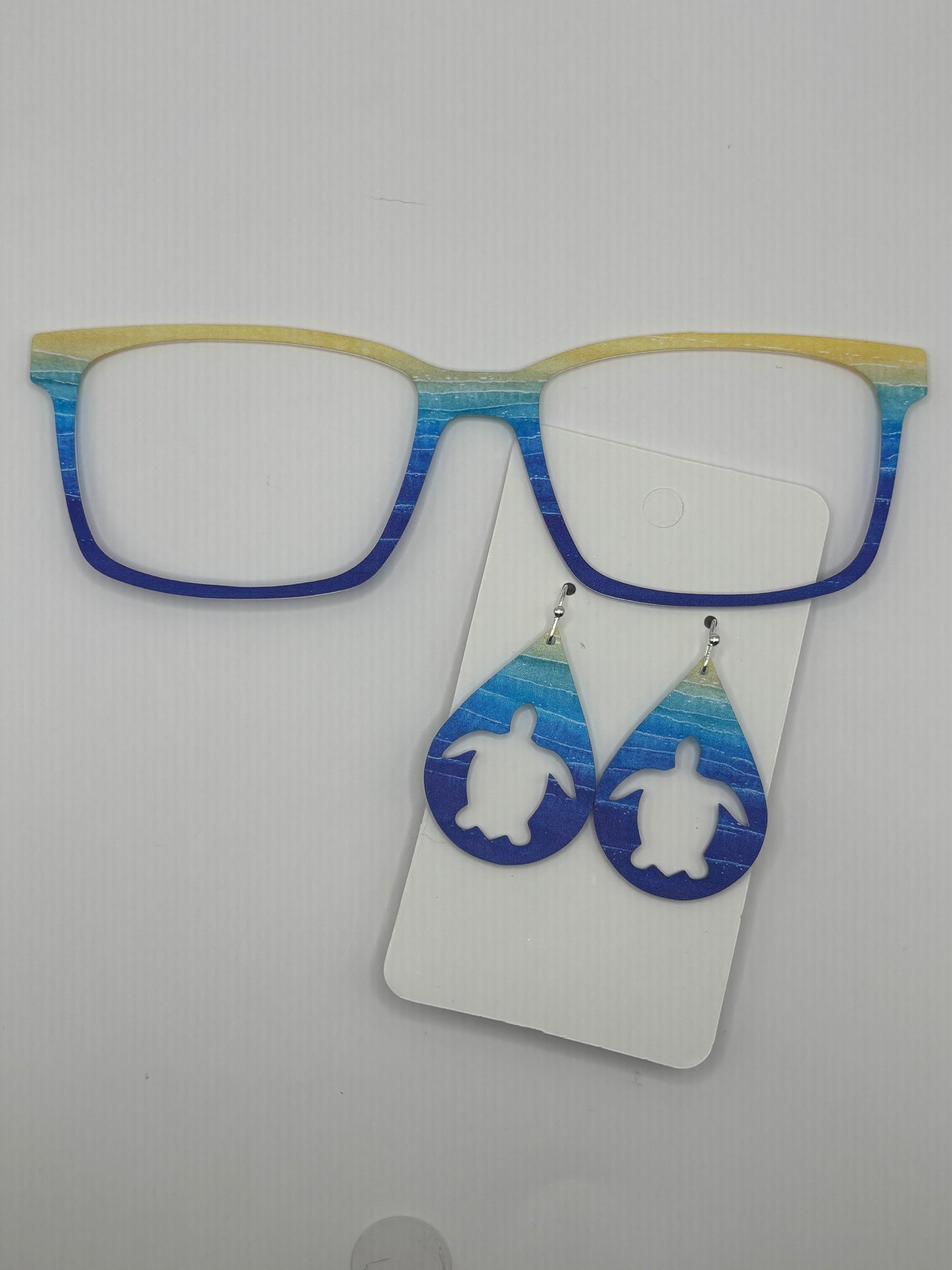 Watercolor Beach topper with earrings