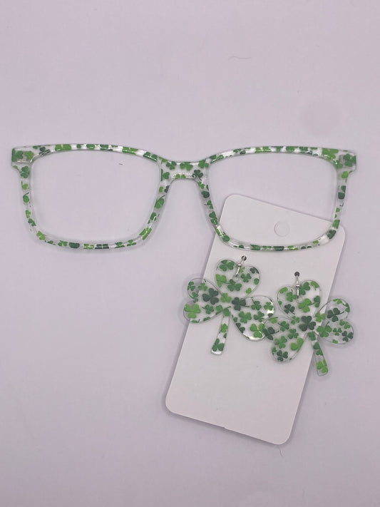 Scattered shamrock topper with earrings